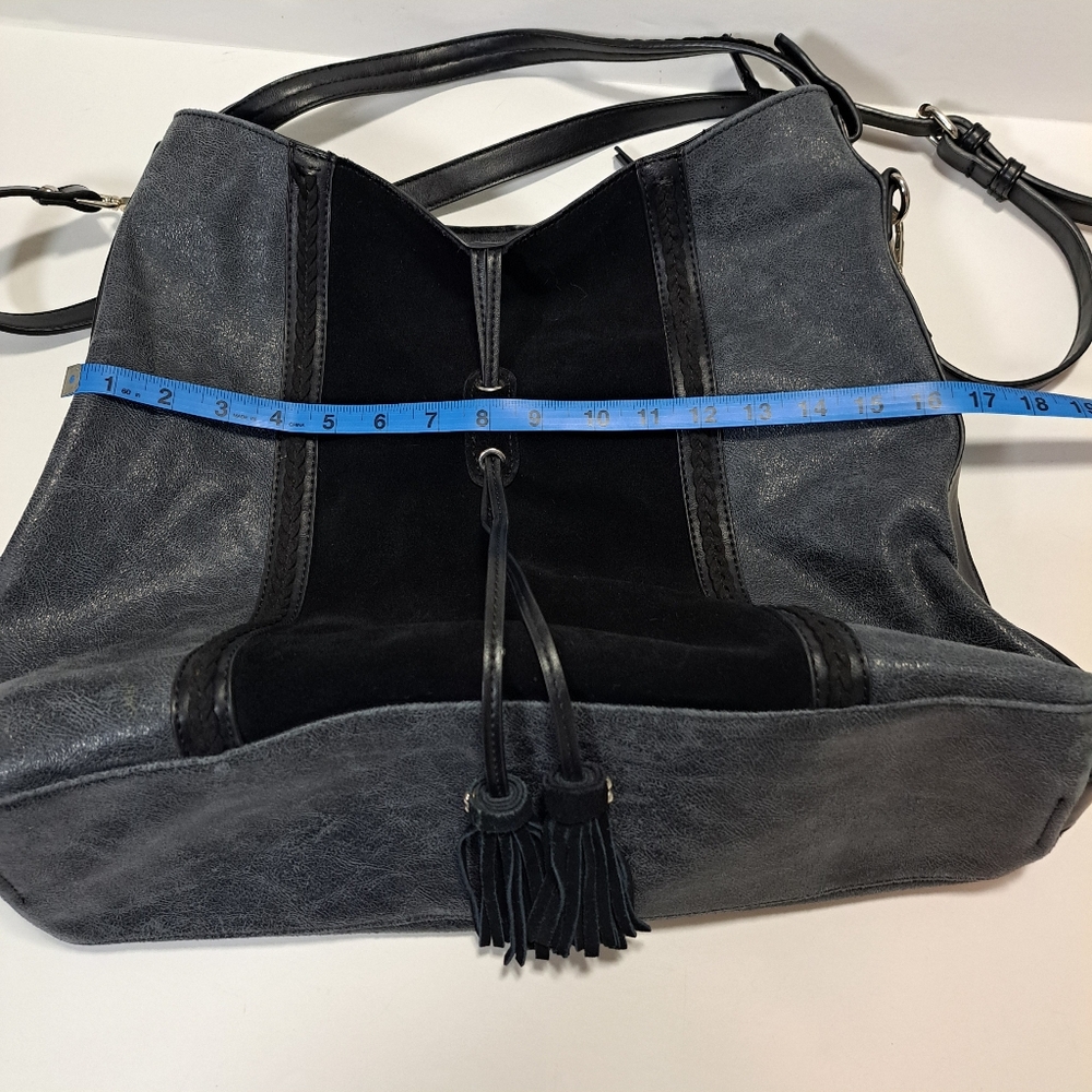 Moda Luxe Black Back - Picture 13 of 14